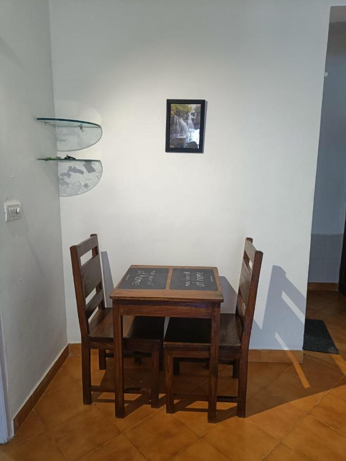 Contemporary Studio Apartment In Calangute, Goa Exterior foto